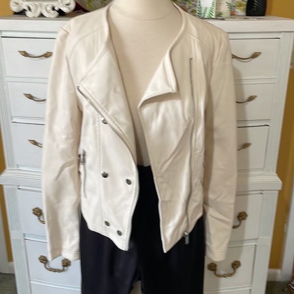 NWOT cream faux leather biker jacket - Picture 7 of 9